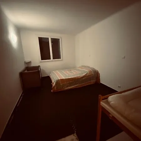 Bel Appartement, Centre Culturel Daire *