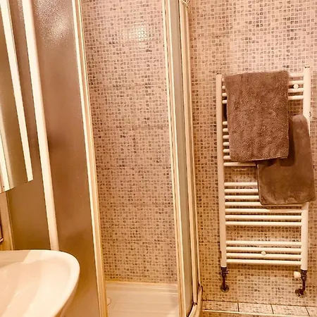 Bel Appartement, Centre Culturel *